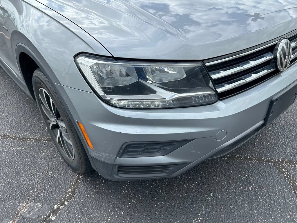 Used 2021 Volkswagen Tiguan SEL AWD/4WD image 3