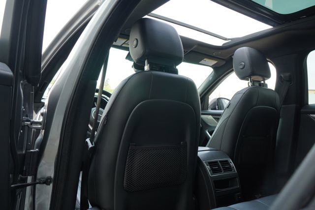 Used 2022 Jaguar F-PACE S AWD/4WD image 31