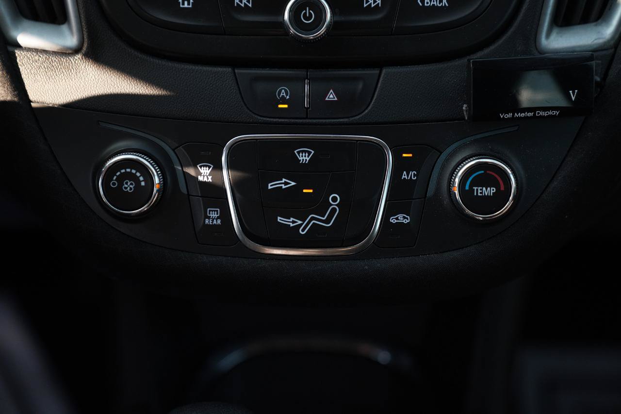 Used 2022 Chevrolet Malibu RS FWD image 31
