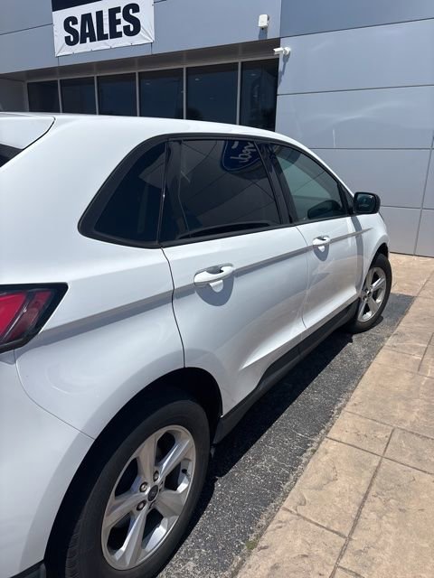 Used 2020 Ford Edge SE w/ Cargo Accessory Package FWD image 7