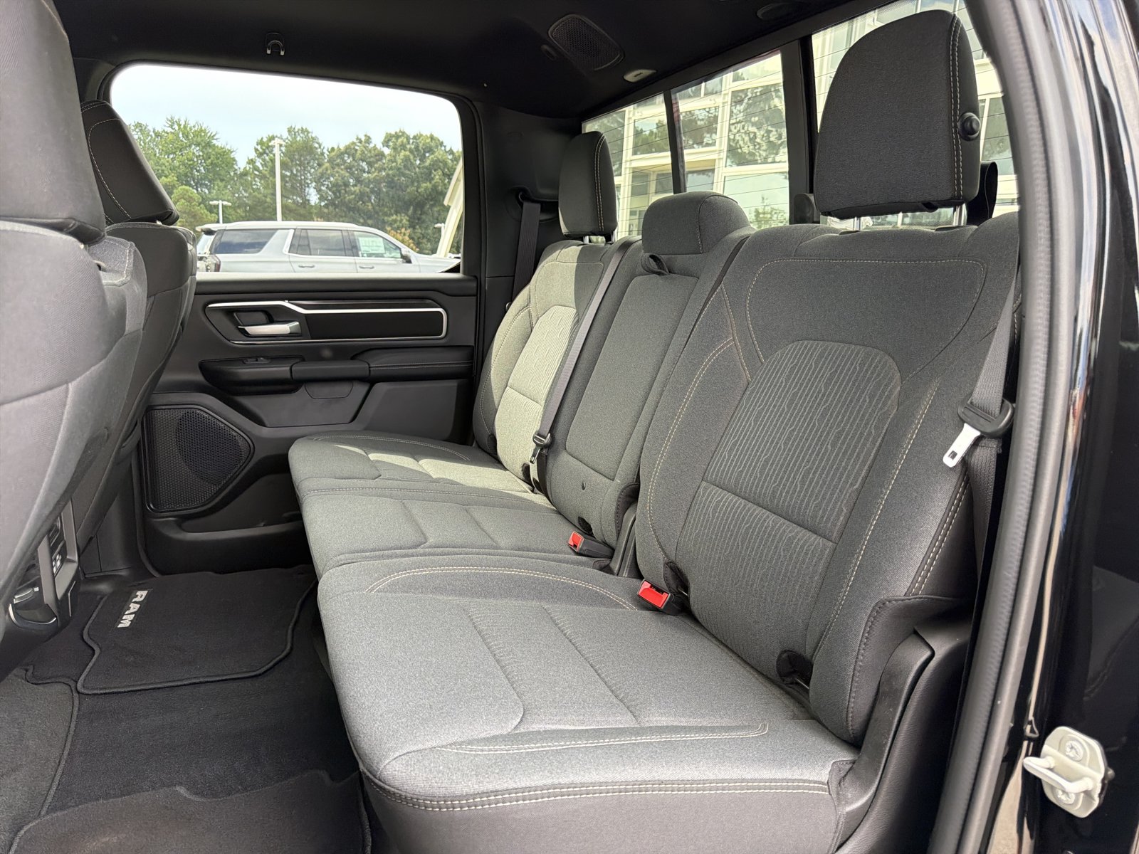 Used 2024 RAM 1500 Big Horn AWD/4WD image 28