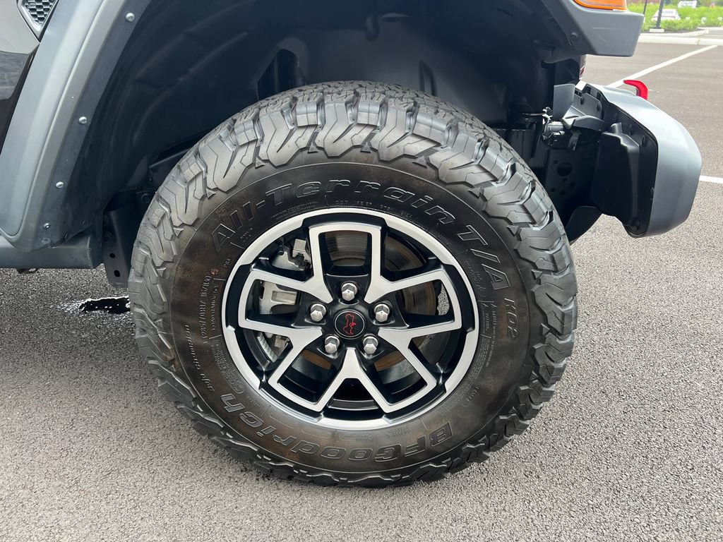 Used 2025 Jeep Wrangler Unlimited Rubicon AWD/4WD image 33