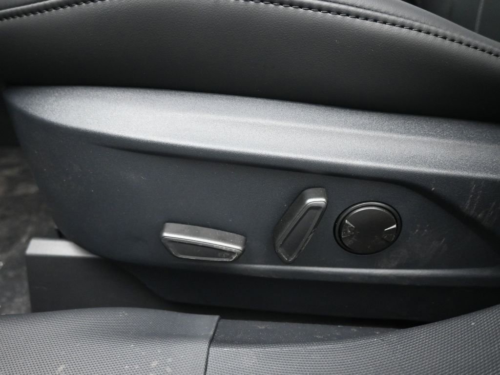 New 2026 Ford Mustang Mach-E Select image 10