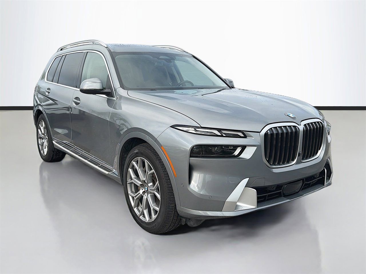 Certified 2024 BMW X7 xDrive40i image 2