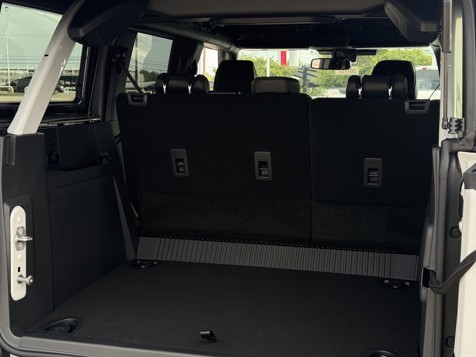 New 2026 Ford Bronco Outer Banks image 24