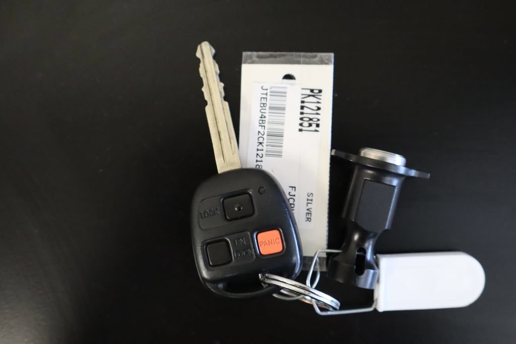 Used 2012 Toyota FJ Cruiser 4WD w/ Upgrade Pkg image 45