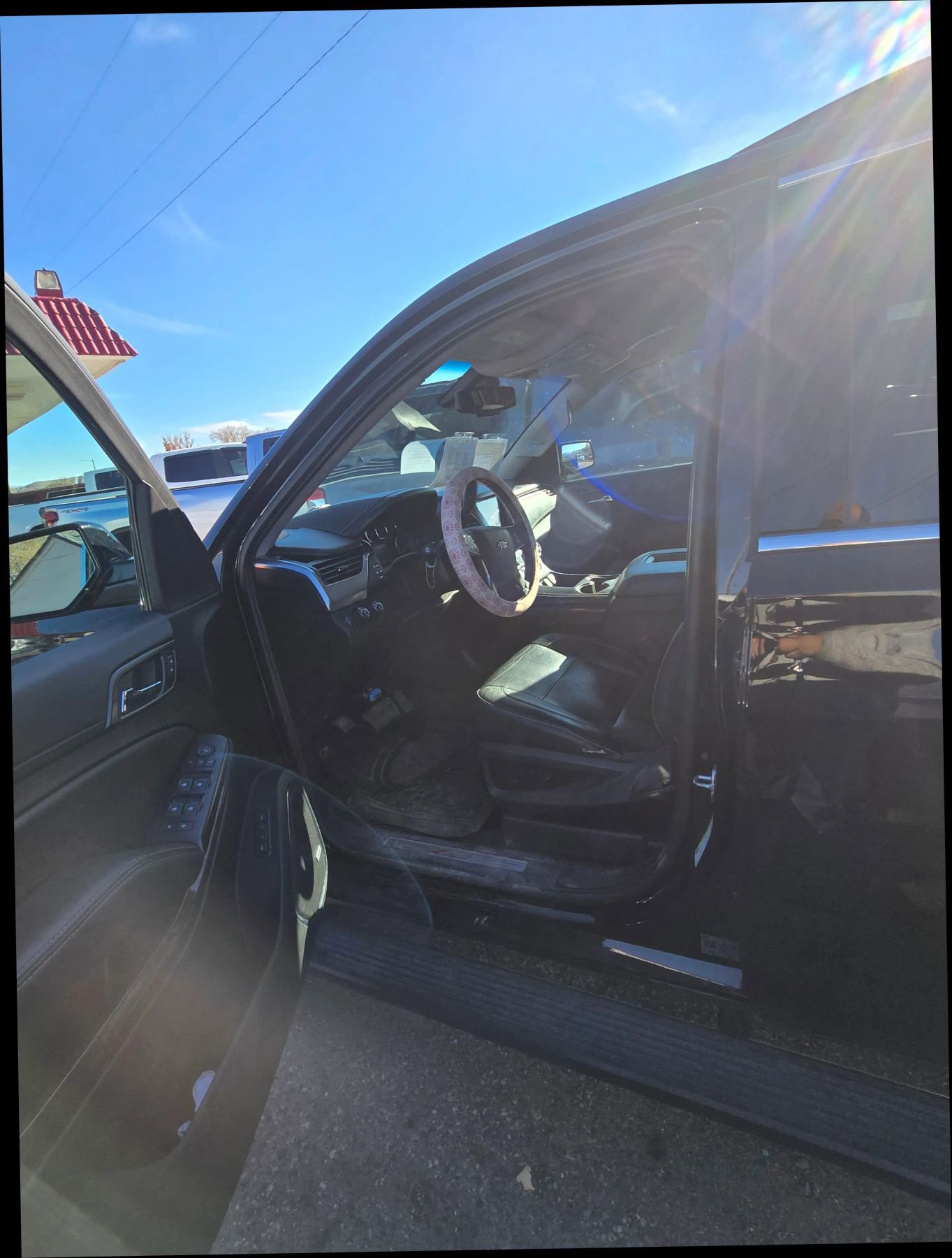 Used 2018 Chevrolet Tahoe LT w/ Luxury Package image 5