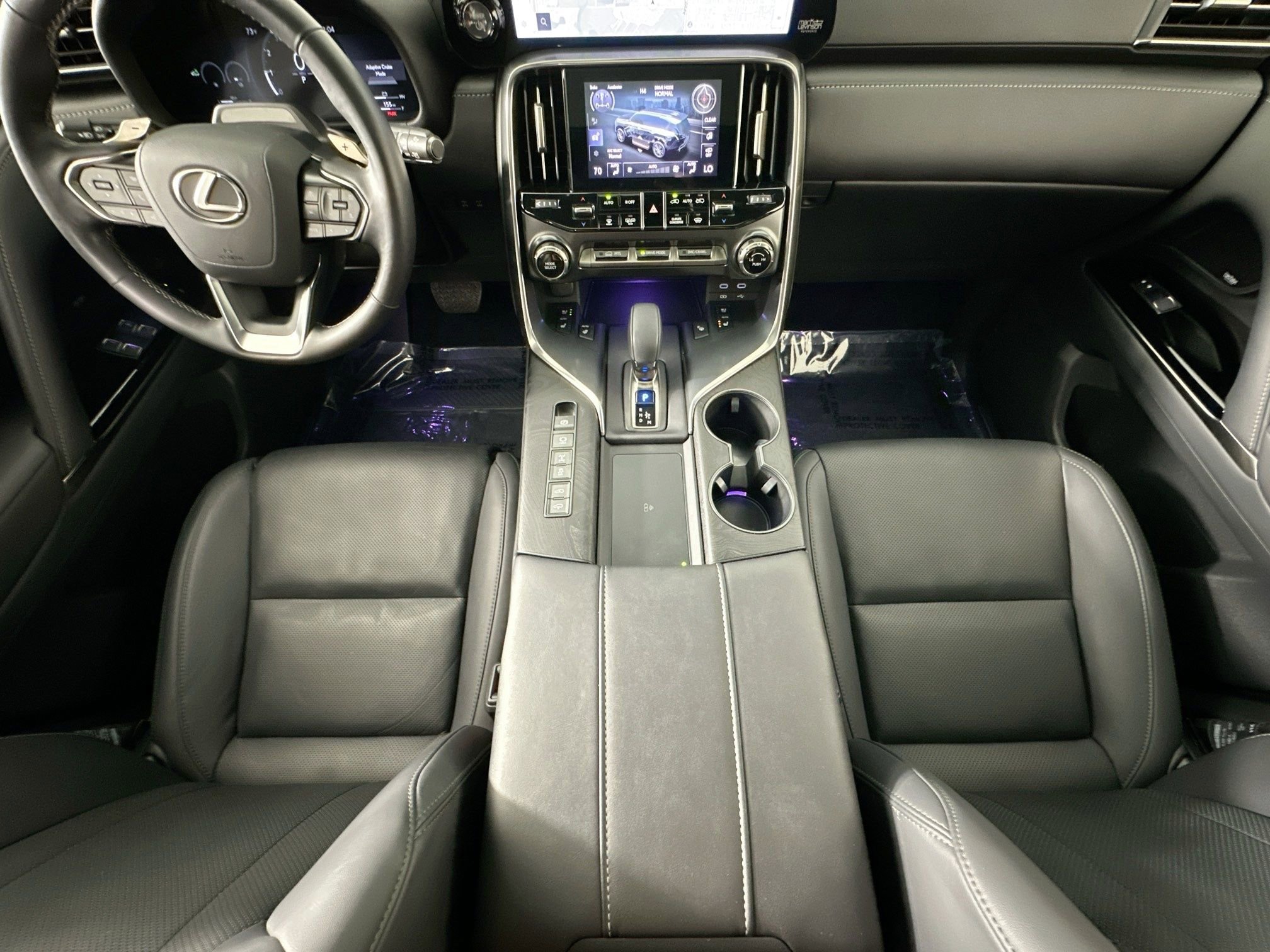 Used 2025 Lexus LX 700h Overtrail AWD/4WD image 23