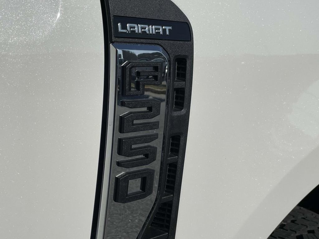 New 2026 Ford F250 Lariat w/ Lariat Ultimate Package image 9