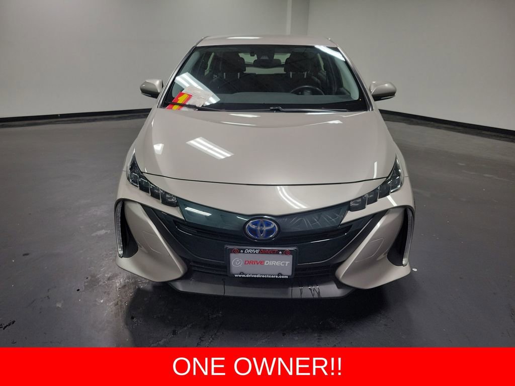 Used 2018 Toyota Prius Prime Plus image 2