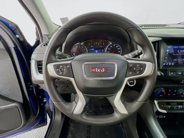 Used 2023 GMC Terrain SLE w/ Driver Convenience Package image 12