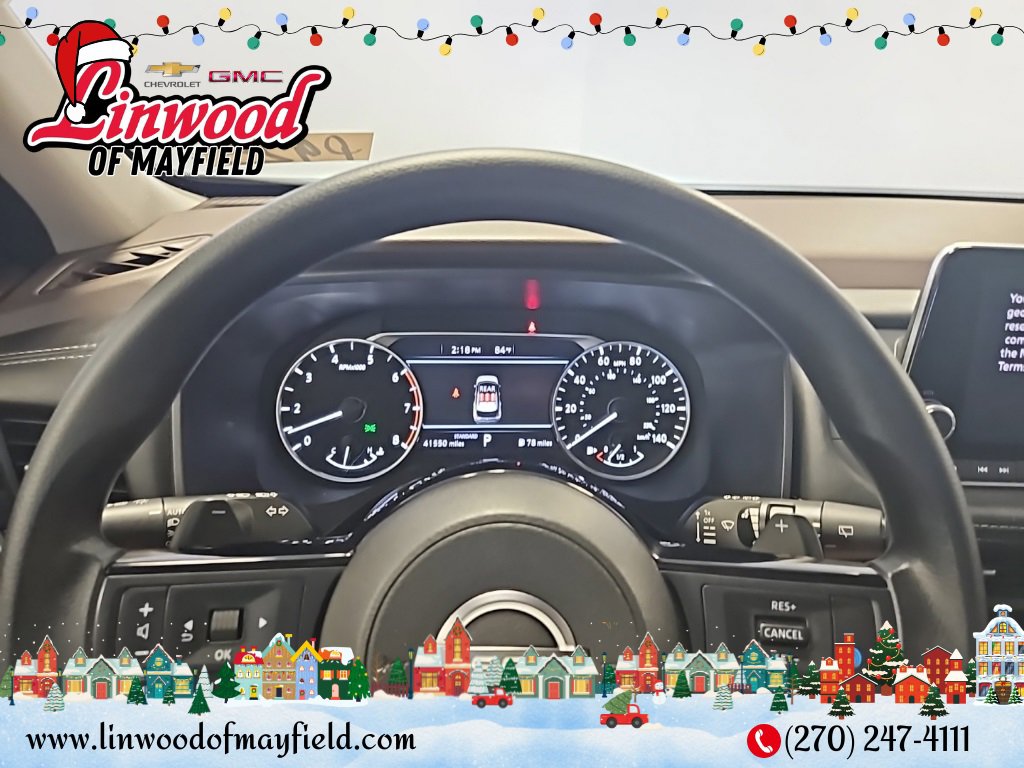 Used 2023 Nissan Rogue SV image 21