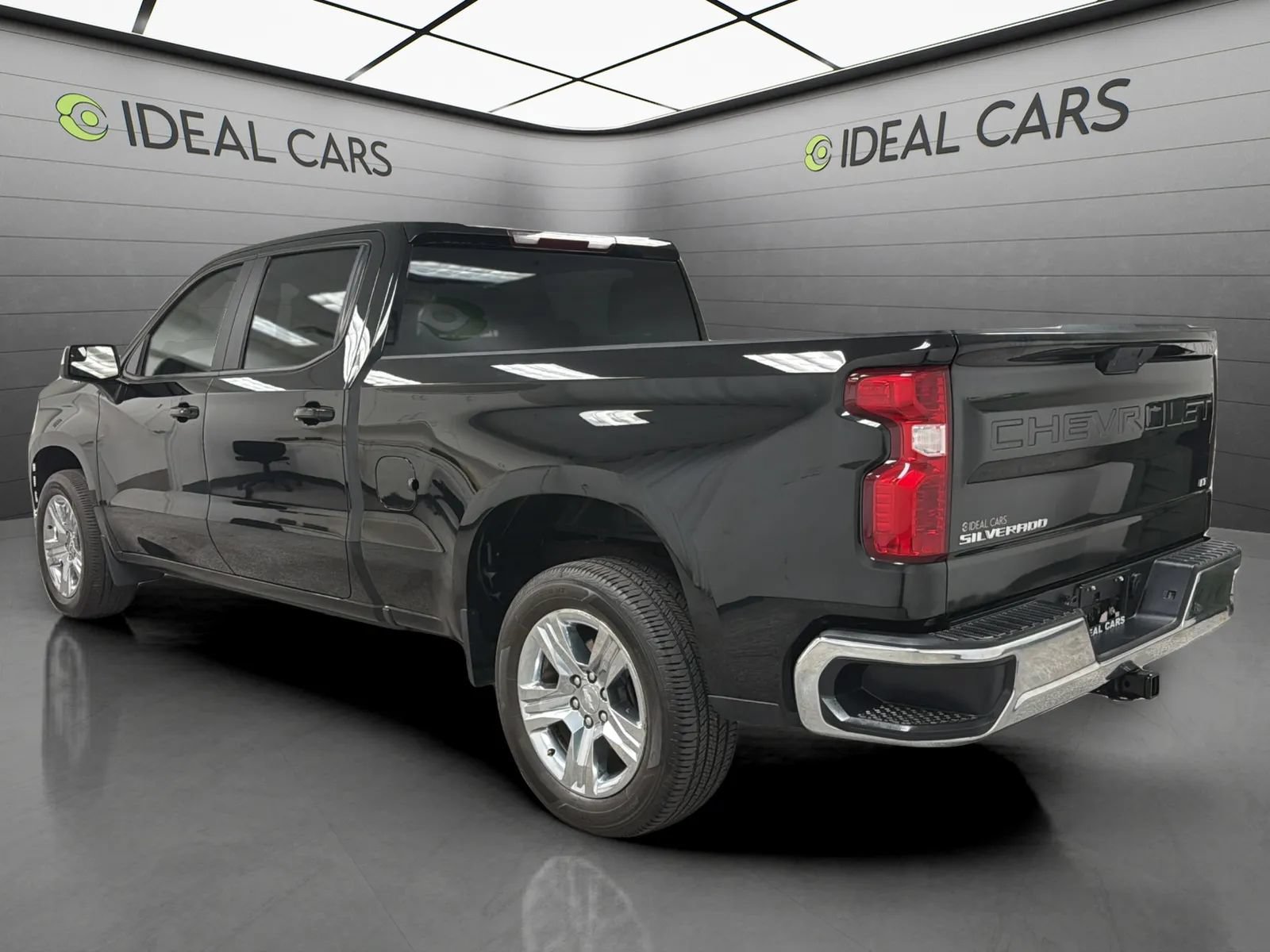Used 2022 Chevrolet Silverado 1500 LT RWD image 7