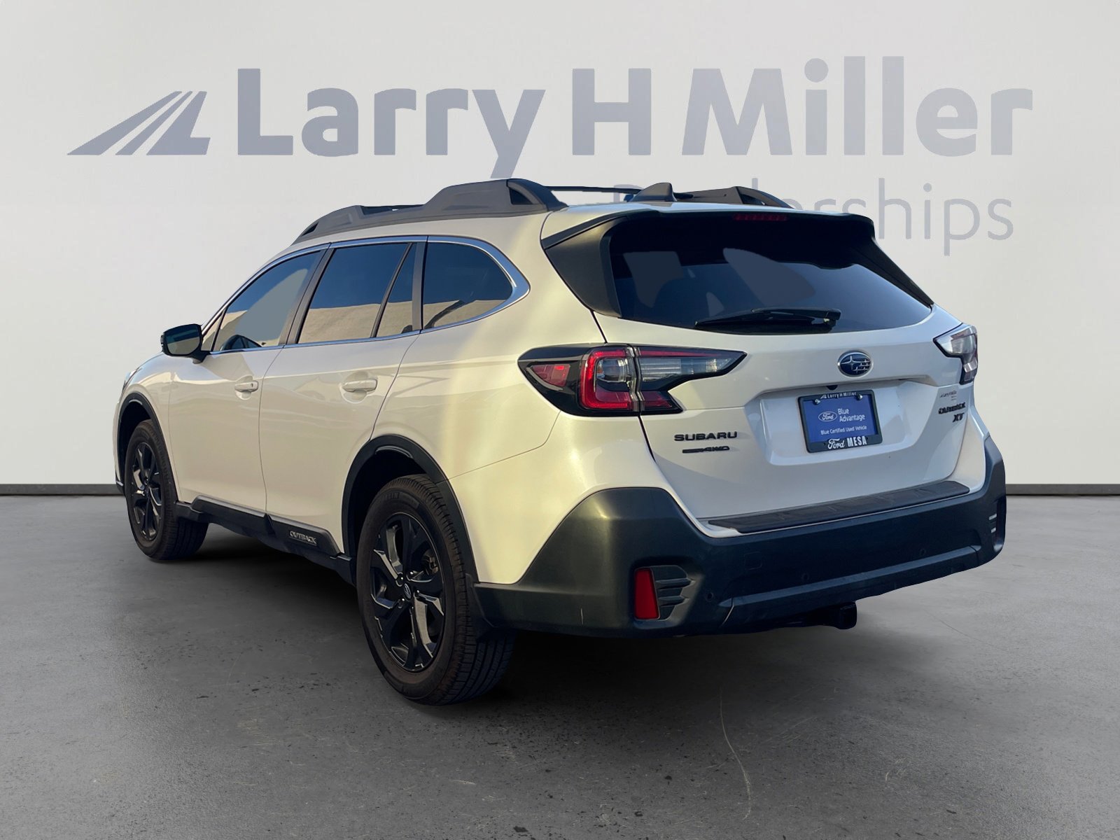 Used 2021 Subaru Outback Onyx Edition XT w/ Popular Package #2 image 3