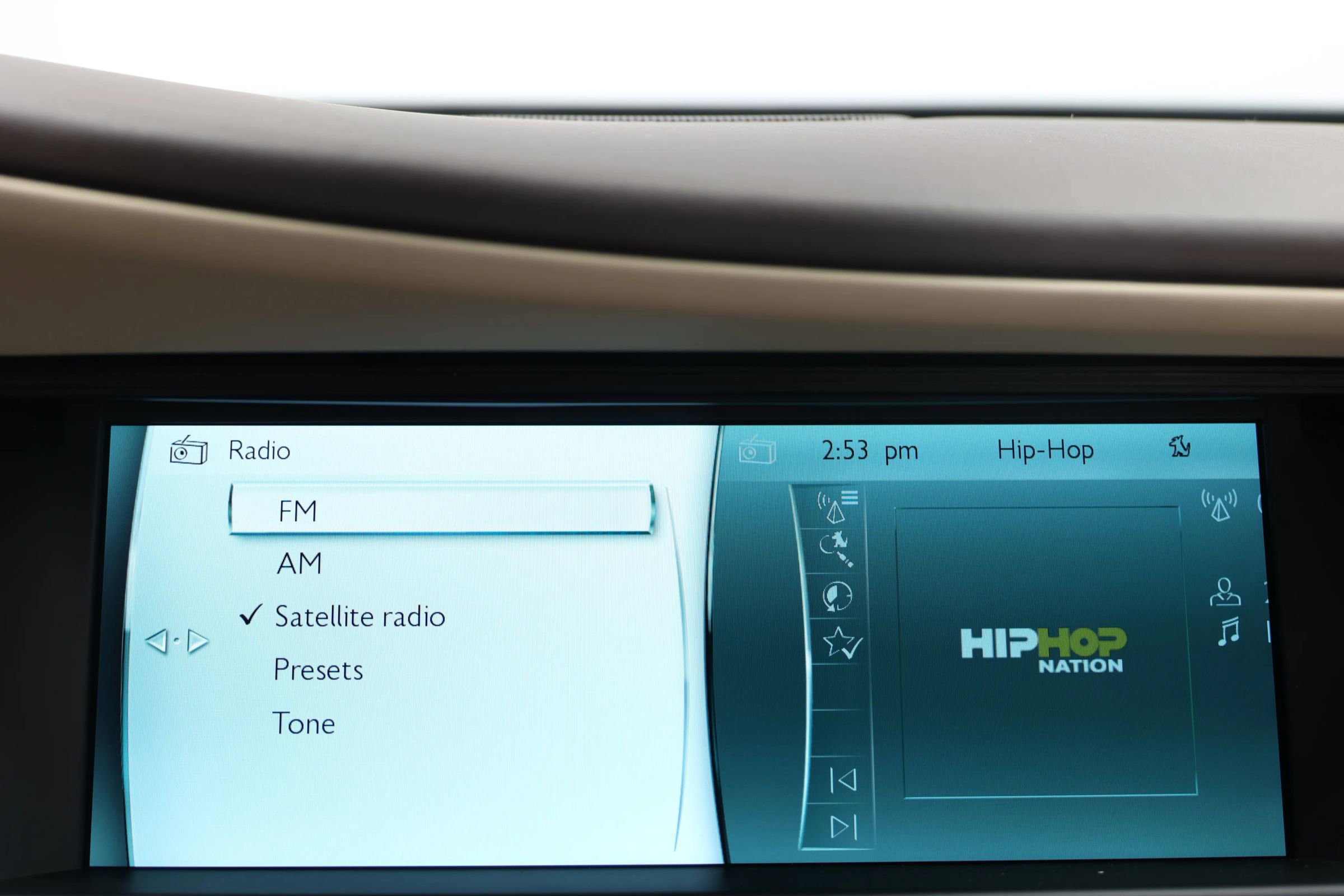 Used 2014 Rolls-Royce Wraith image 48