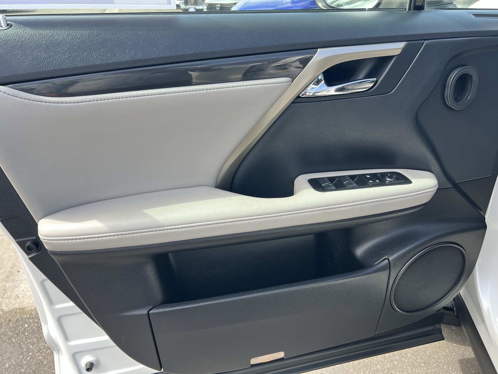 Used 2018 Lexus RX 350 FWD w/ Accessory Package image 6