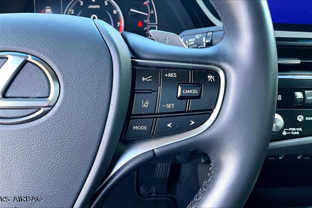 Used 2025 Lexus ES 350 w/ Premium Package FWD image 21