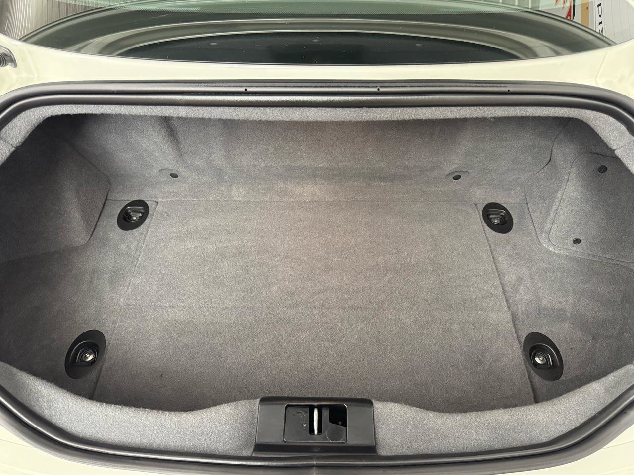 Used 2012 Maserati GranTurismo S image 28