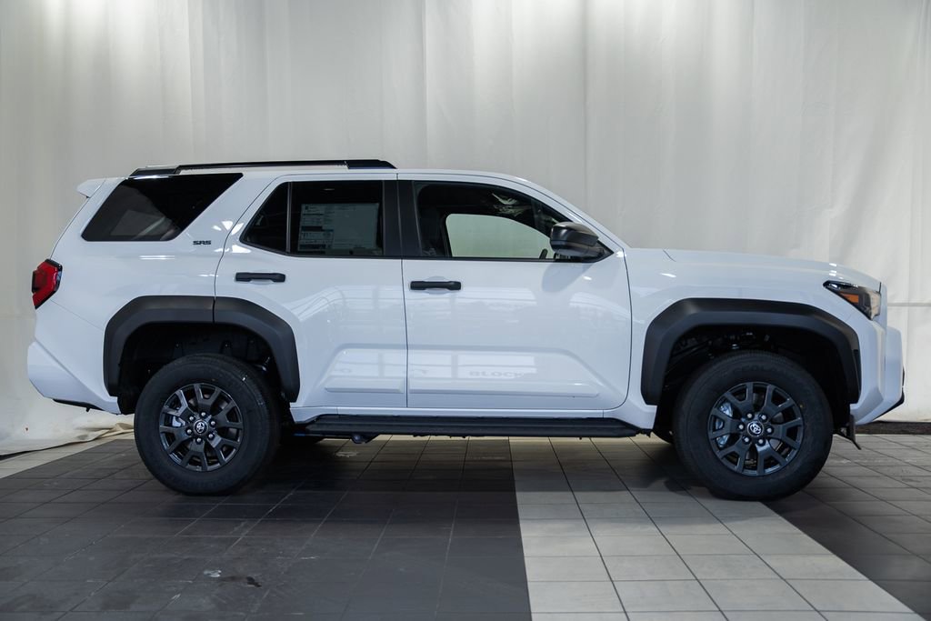 New 2026 Toyota 4Runner SR5 image 3