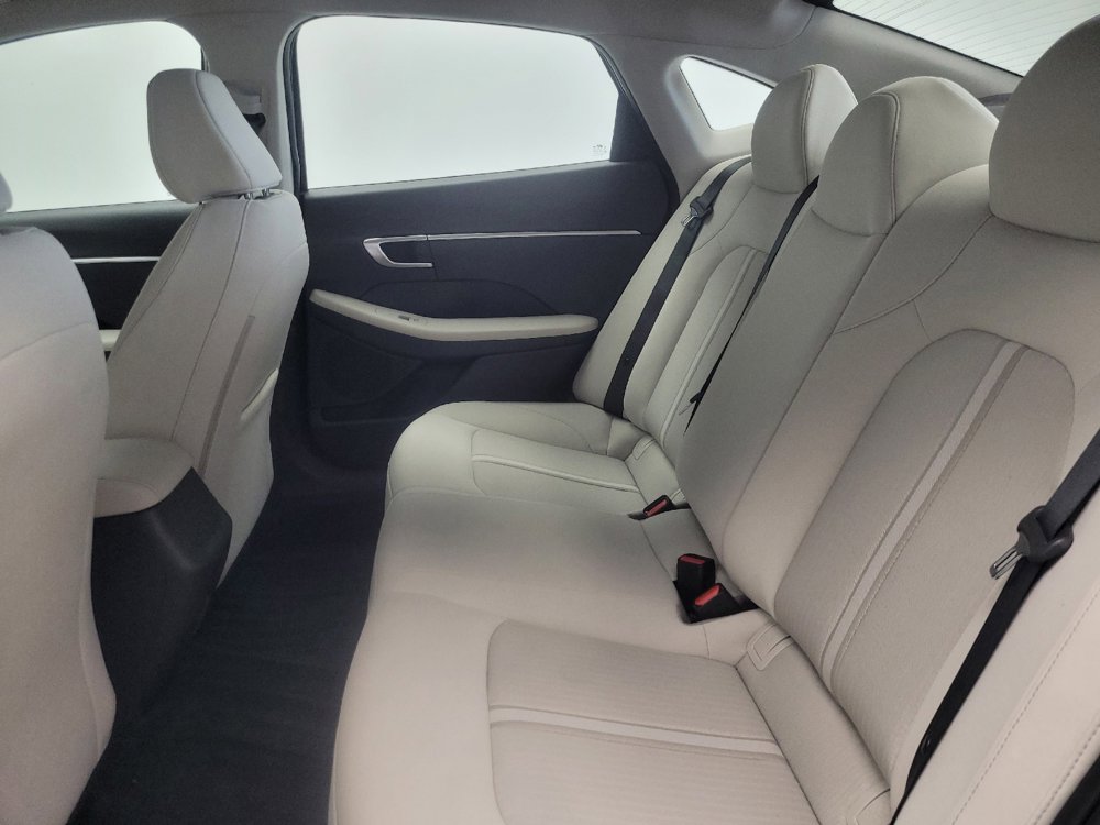 Used 2023 Hyundai Sonata SE FWD image 18