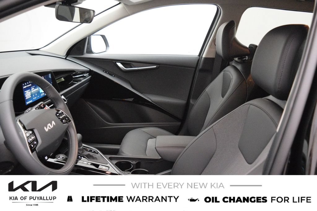 New 2026 Kia Niro EX FWD image 10