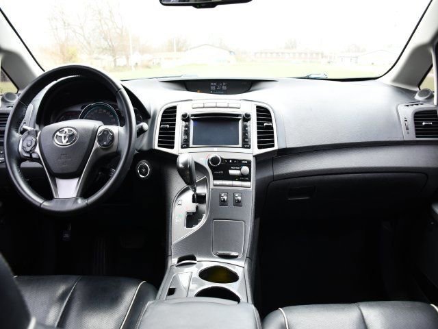Used 2014 Toyota Venza XLE w/ XLE Premium Package image 16