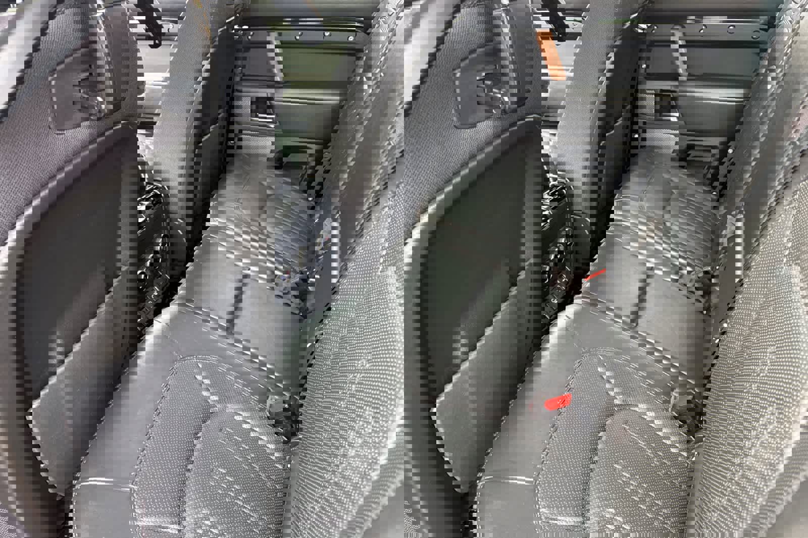 Used 2021 Land Rover Defender 110 X image 4