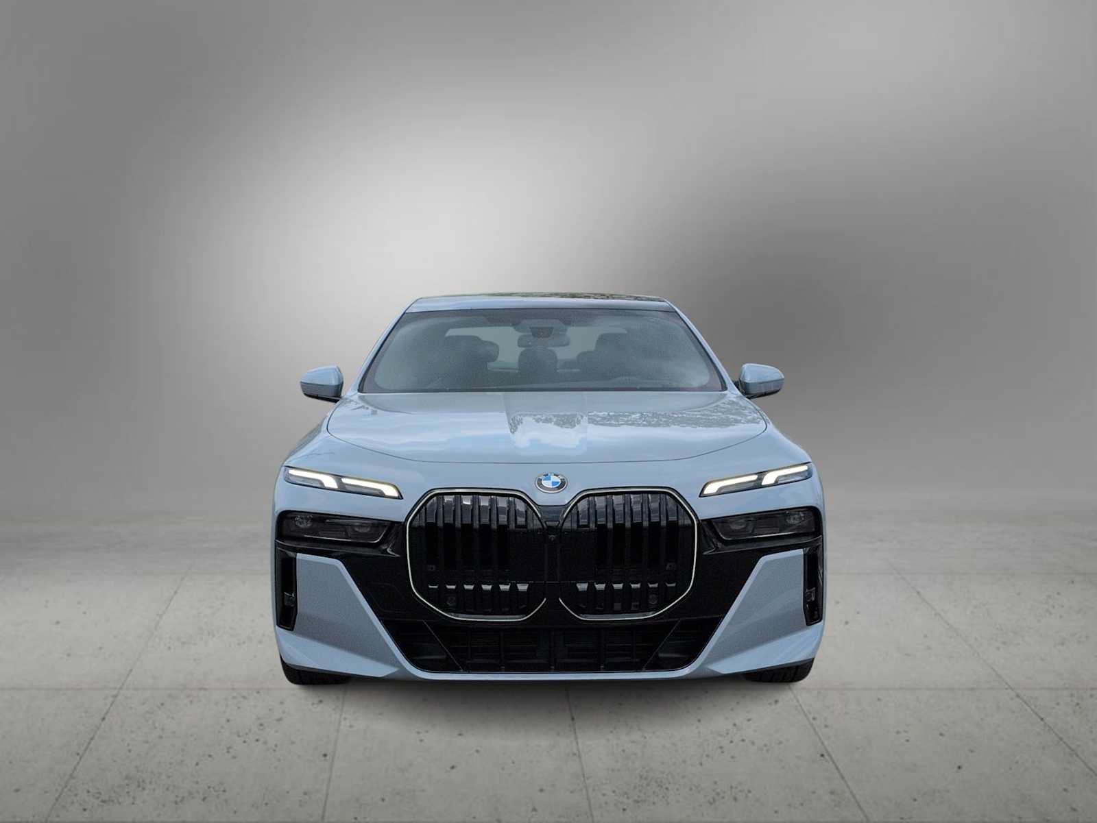 New 2025 BMW 740i xDrive AWD/4WD image 3