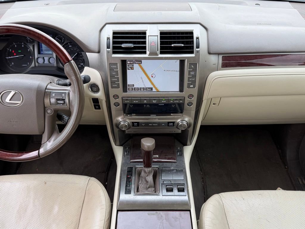 Used 2016 Lexus GX 460 w/ Premium Package image 10