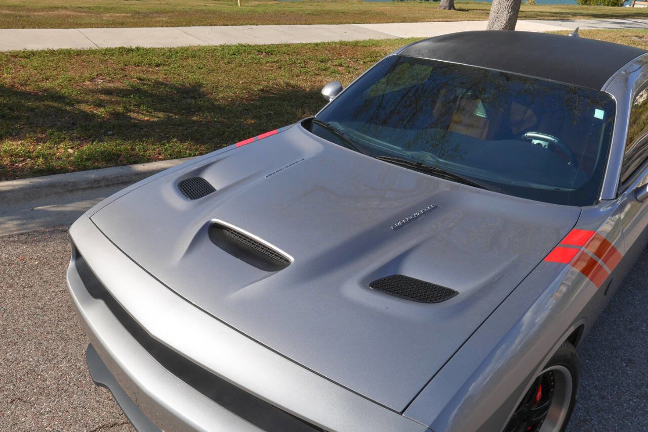 Used 2015 Dodge Challenger SRT Hellcat image 44