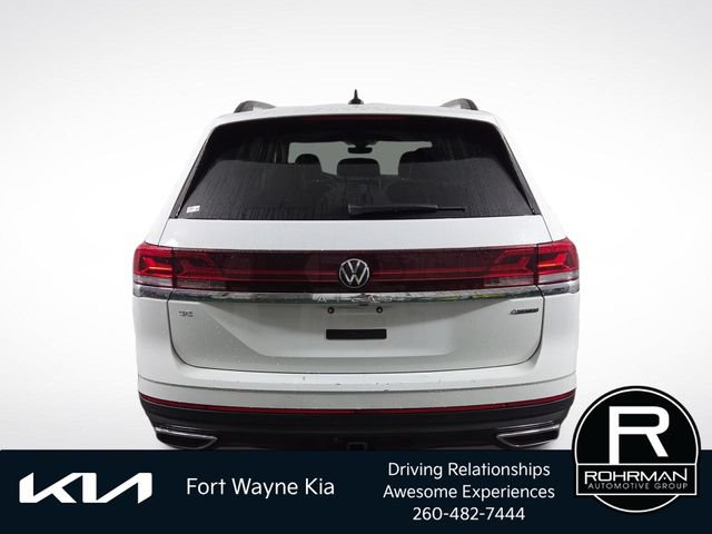 Used 2024 Volkswagen Atlas SE AWD/4WD image 9