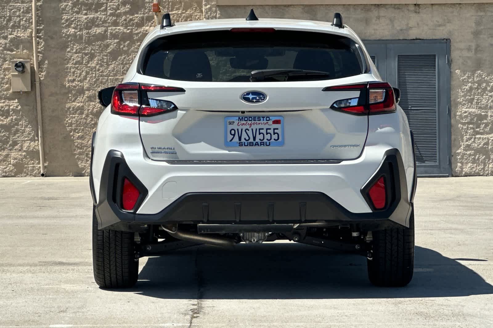 Used 2025 Subaru Crosstrek 2.0i Premium AWD/4WD image 4