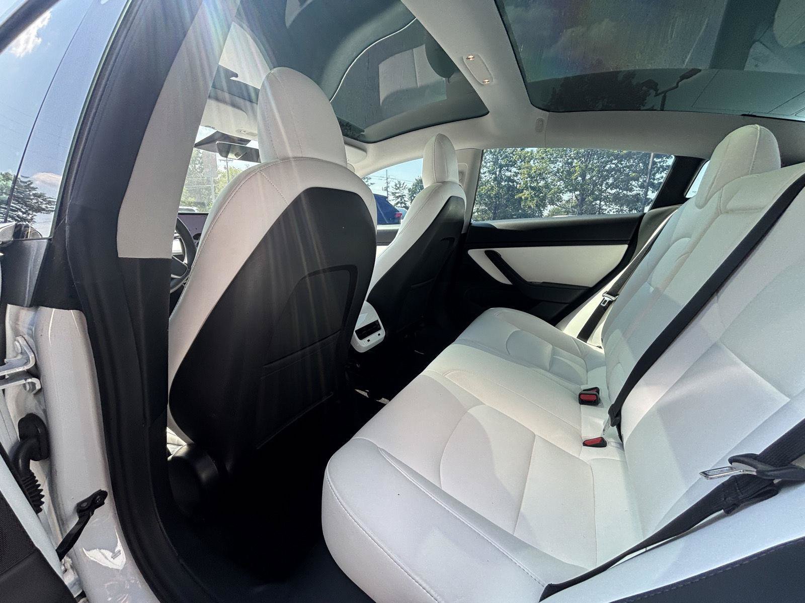 Used 2020 Tesla Model 3 Performance AWD/4WD image 24