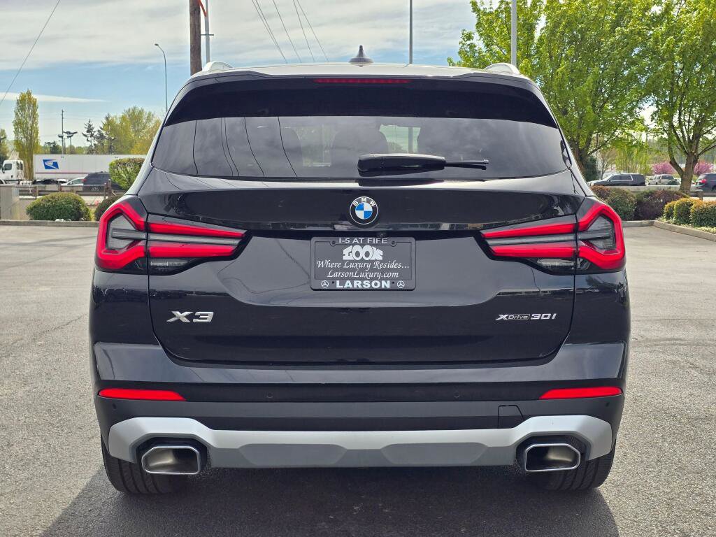 Used 2024 BMW X3 xDrive30i AWD/4WD image 5