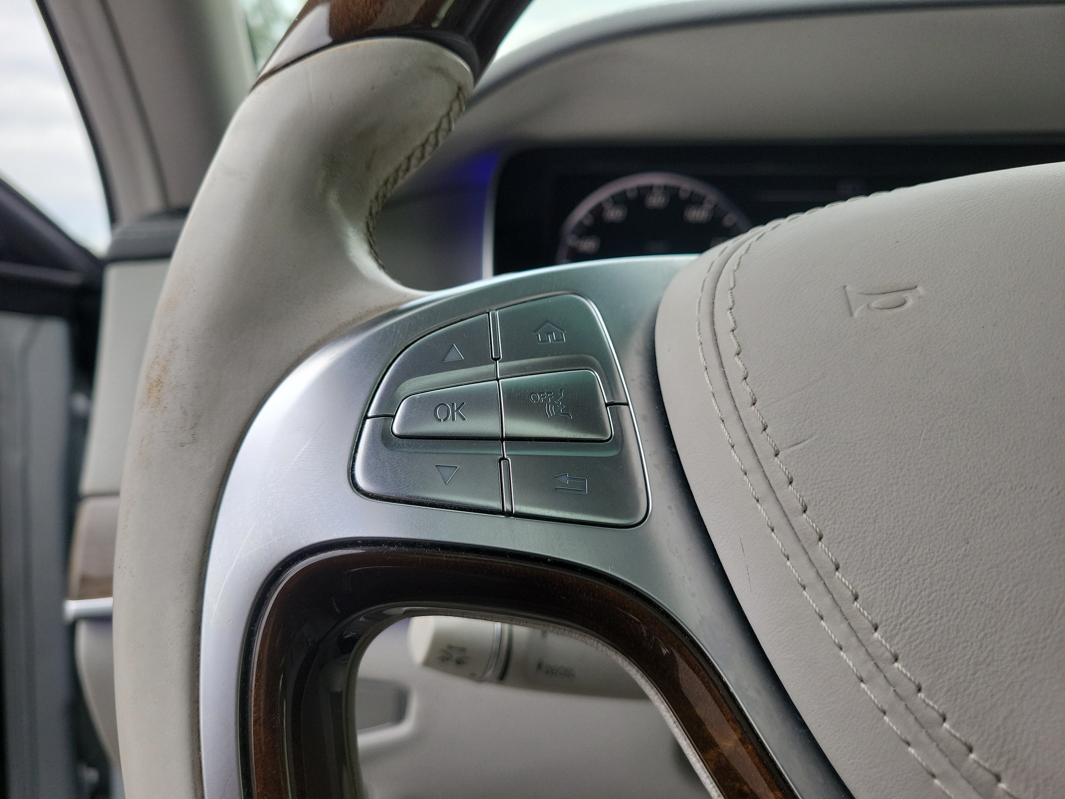 Used 2015 Mercedes-Benz S 550 Sedan image 22