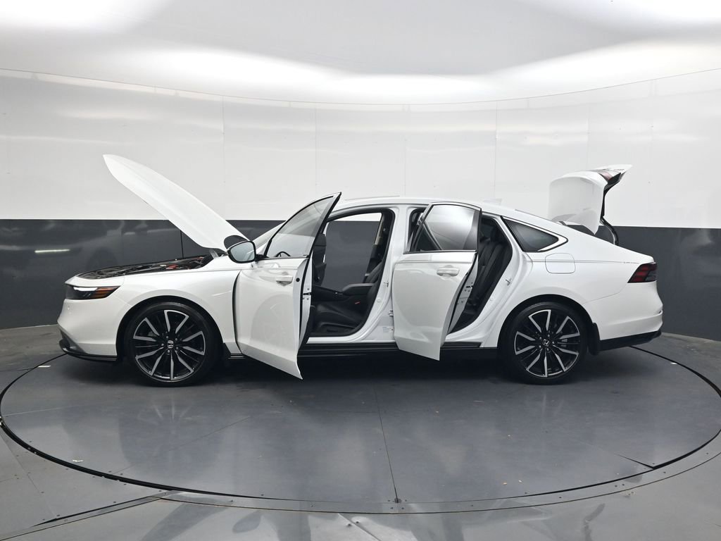 Used 2024 Honda Accord Touring image 34