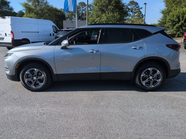 Used 2023 Chevrolet Blazer LT w/ Convenience Package FWD image 6