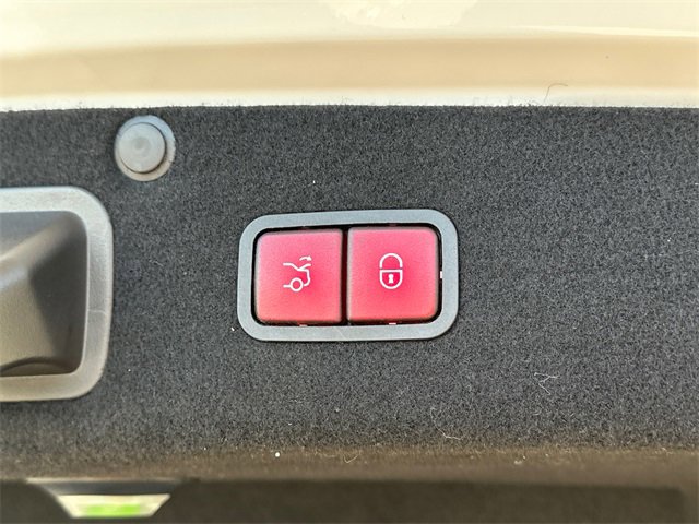 Used 2018 Mercedes-Benz S 560 4MATIC Sedan image 19