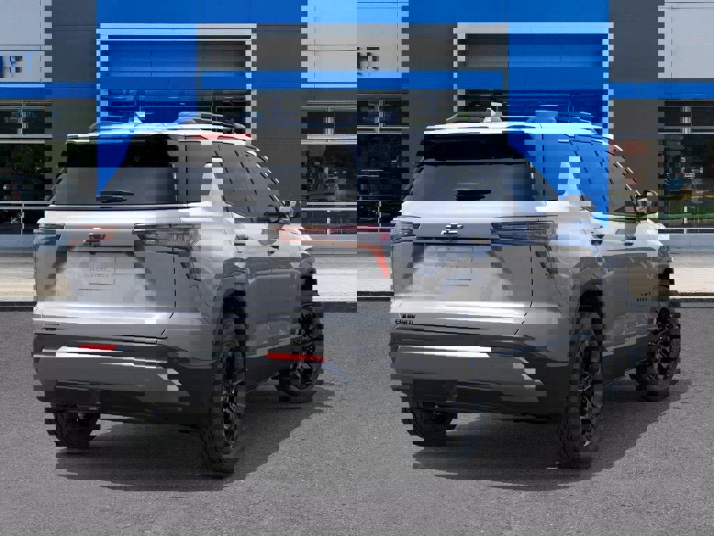 New 2026 Chevrolet Equinox LT w/ Convenience Package II image 4