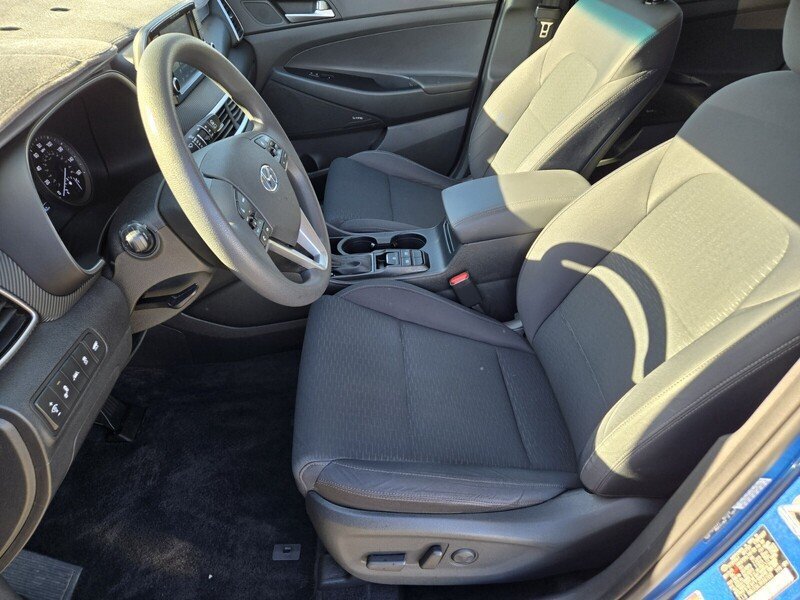 Used 2019 Hyundai Tucson Sport FWD image 11