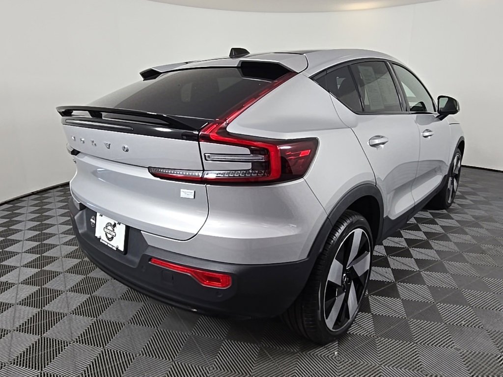 Certified 2023 Volvo C40 P8 Recharge Ultimate image 8