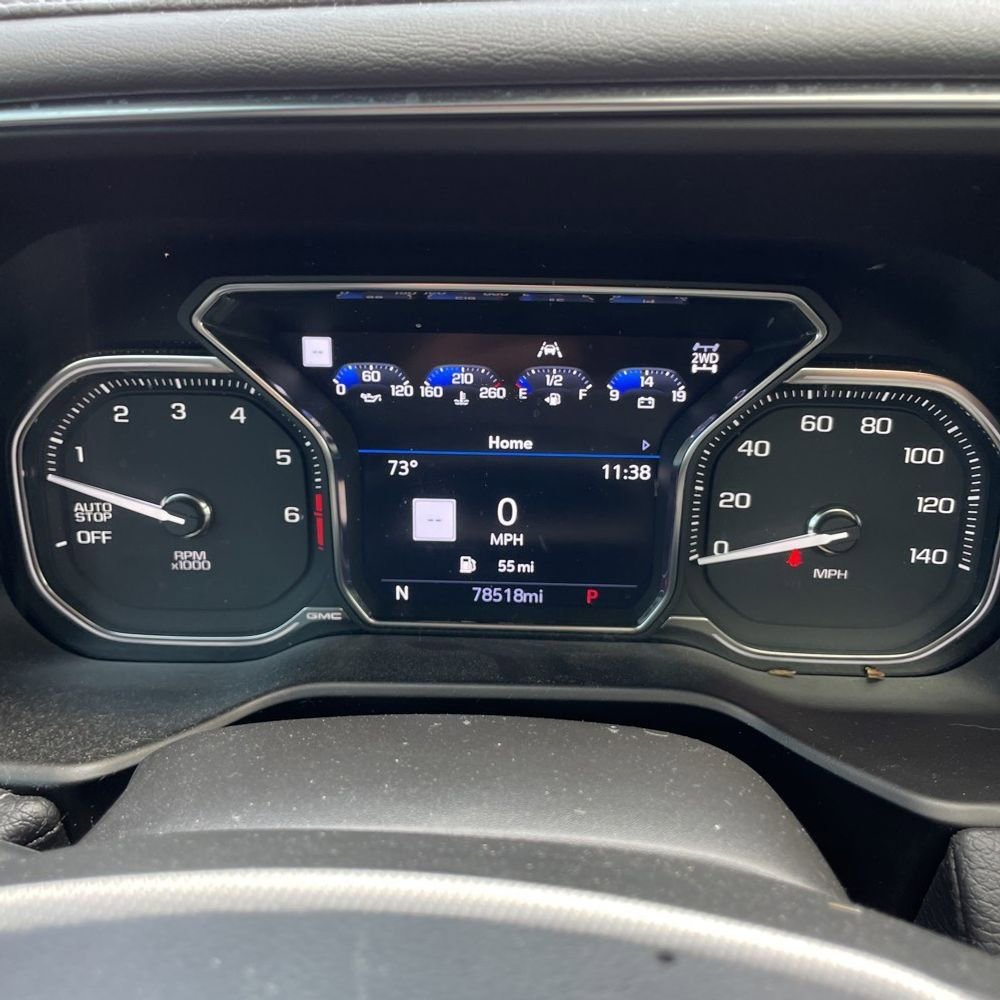 Used 2021 GMC Yukon Denali w/ Denali Premium Package AWD/4WD image 12