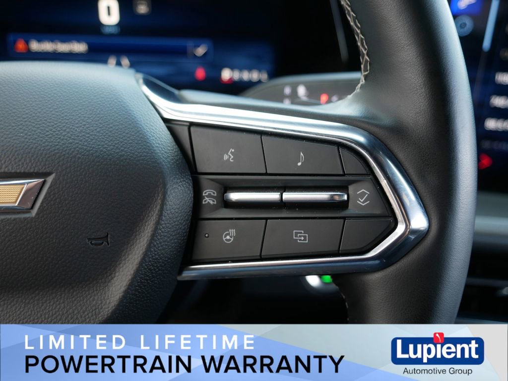 Used 2024 Chevrolet Traverse LS AWD/4WD image 24