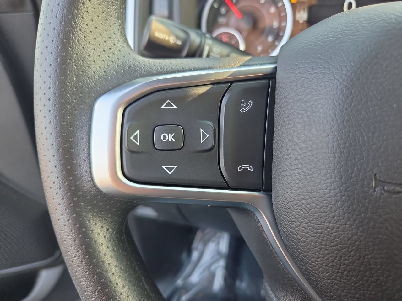 New 2026 RAM 1500 Express AWD/4WD image 14