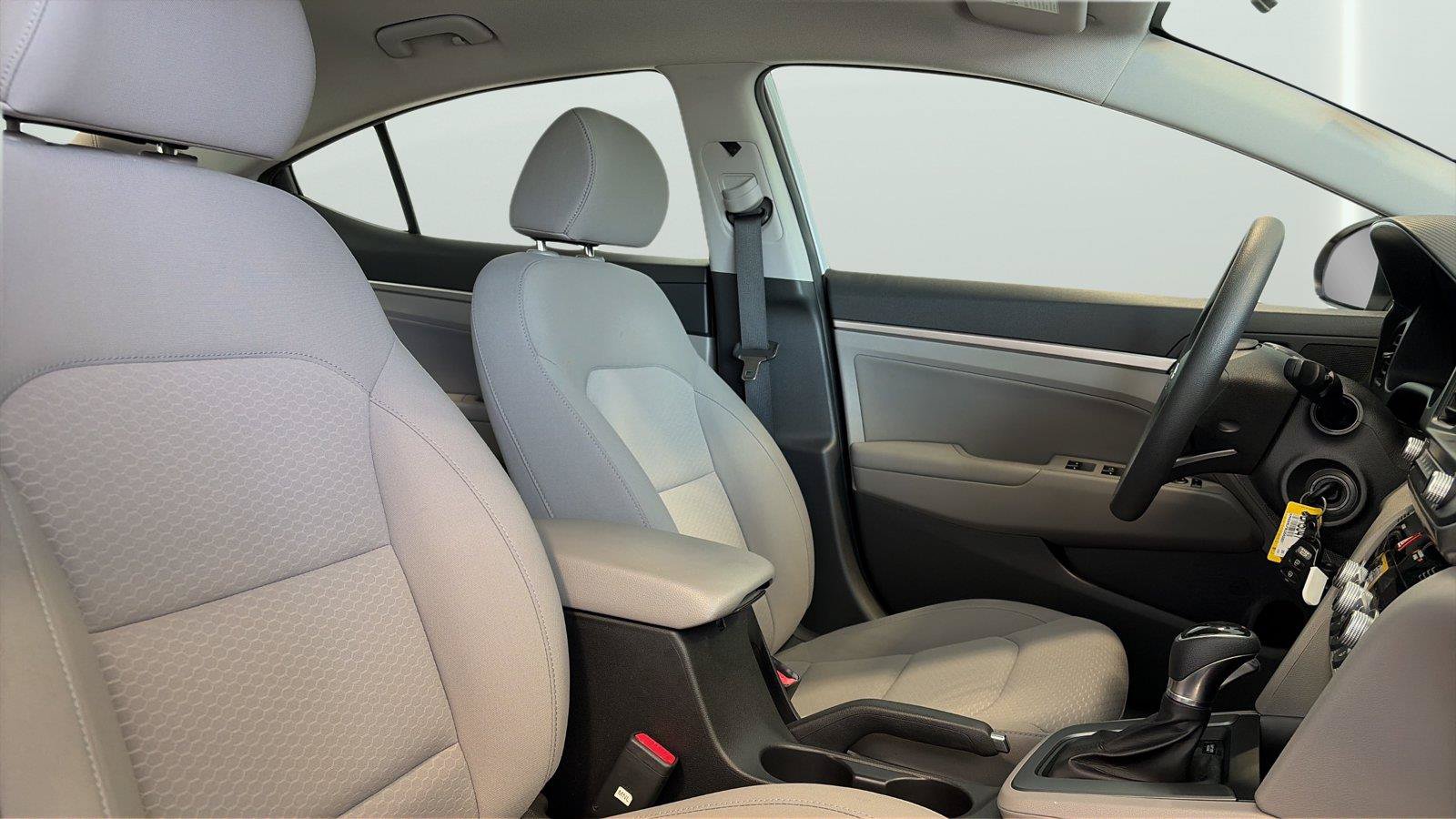 Used 2020 Hyundai Elantra SEL FWD image 14