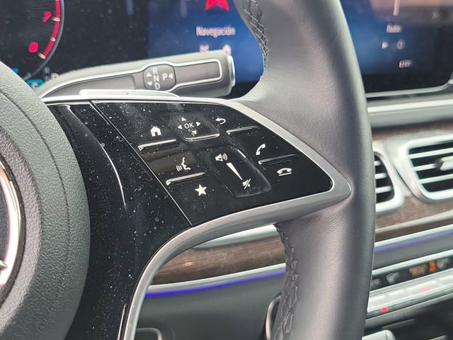 Used 2025 Mercedes-Benz GLS 450 4MATIC image 26