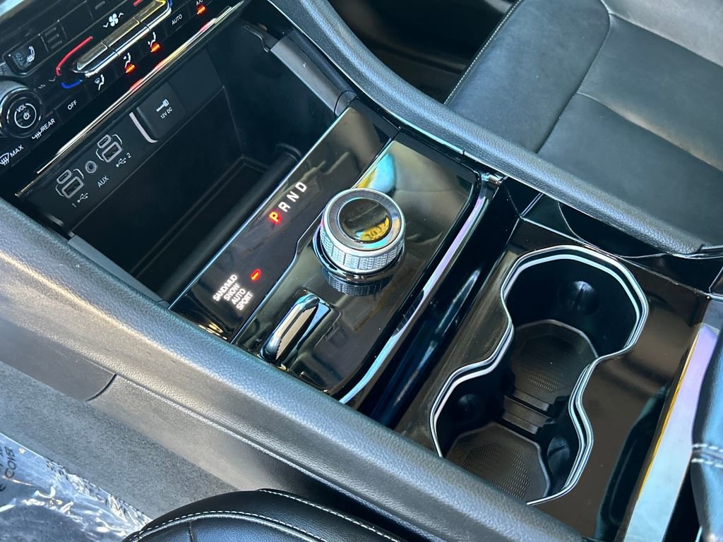 Used 2023 Jeep Grand Cherokee Limited w/ Trailer Tow Prep Group (B) image 15