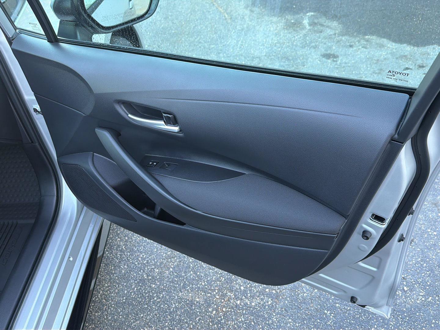 New 2027 Toyota Corolla SE FWD image 14