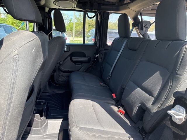 Used 2018 Jeep Wrangler Unlimited Sport image 25