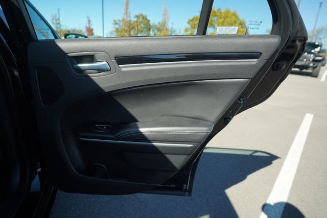 Used 2023 Chrysler 300 S image 25